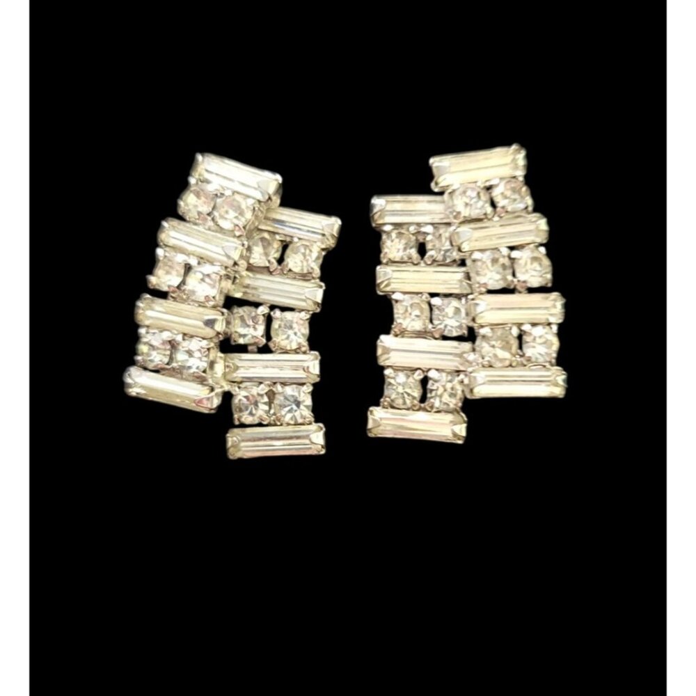 Vintage Weiss Clear Rhinestone & Baguette Clip-On Earrings